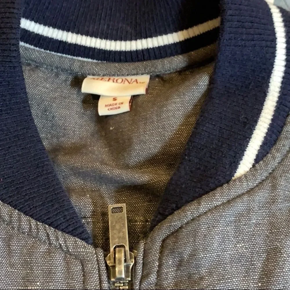 NWT bomber jacket small zip up jacket